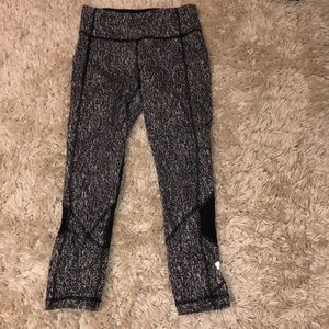 cropped lulu leggings